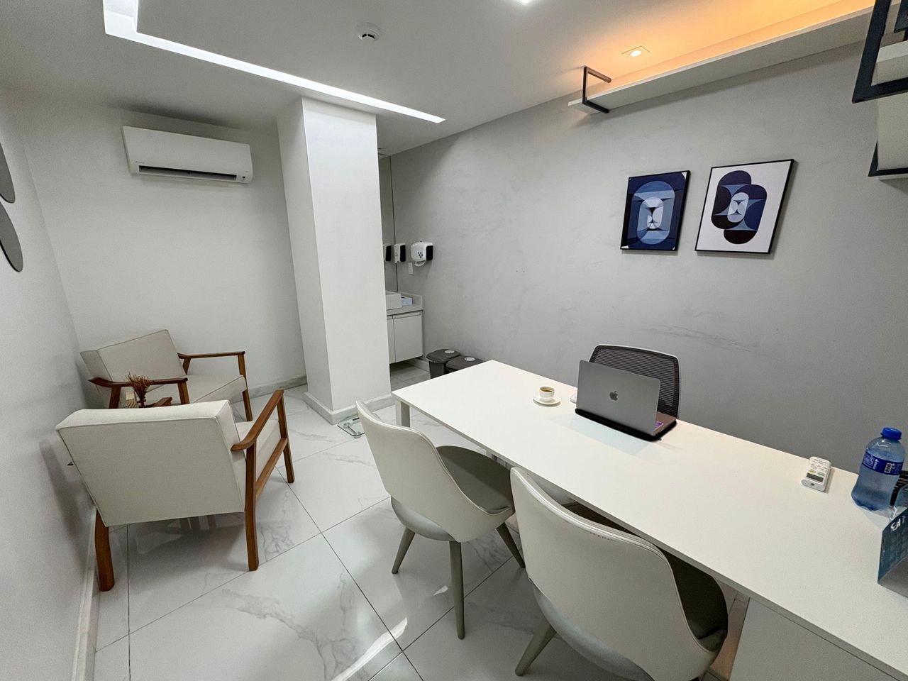 Consultório – sala de atendimento